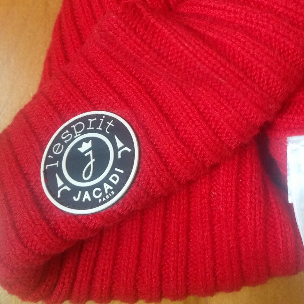 **SOLD**Red Jacadi Toque 53 cm/21" - Picture 5 of 9